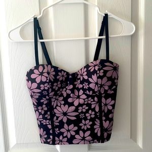 VRG GRL Black and purple flower cropped tank size S